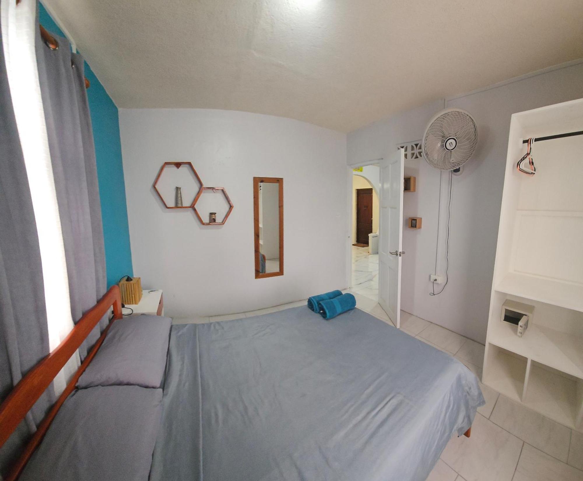 Gloria'S Hideaway Apartment Christ Church Bagian luar foto