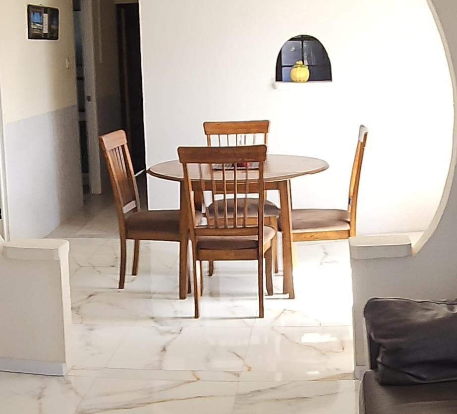 Gloria'S Hideaway Apartment Christ Church Bagian luar foto
